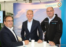 Fred Schra en Peter Maljaars van Omnivent met in het midden de nieuwste aanwinst Niel Scholtens