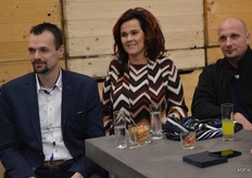 In het midden de vrouw van Jan Franje.