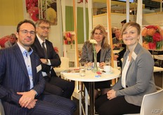 VLAM en LAVA. V.l.n.r.: Koen Vanswijgenhoven. Ludo Willems, Ilse Ceulemans en Nele van Avermaet.