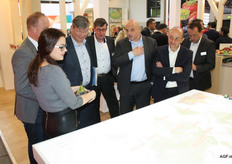 Shari Pieneman toonde op een interactieve kaart de handelsflow van FruitMasters, in dit geval aan de bankwereld