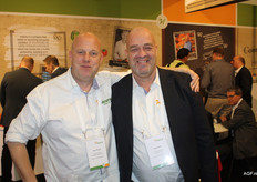 "De uienmannen van Hazera: Frank Druyff en André Boot. Zoals ze zelf zeggen: "Kaal is een keuze, ook in uien"