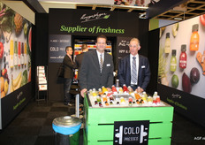 John Mulders en Rob Derks van Hoogesteger hadden weer veel sappen en smoothies meegebracht