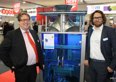 Roland Witvoet en Wim van der Meulen van GKS Packaging, dat onlangs een nieuw bedrijfspand in Eindhoven betrok