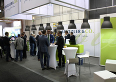 De stand van de Duitse importeur Bratzler, die ook een vestiging heeft in Poeldijk