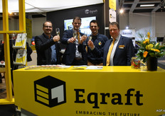 Lijn en Lindert Moerdijk van MSP brengen met Rutger Keurhorst en Gerard van der Knijff een toast uit op het optisch sorteerproject bij MSP