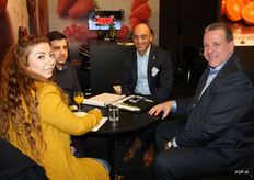 Jan-Willem Arts en Wilko van der Zwaard van Wilko Fruit met relaties in gesprek