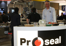 Gerrit Tijhof van Sismatec in de stand van ProSeal