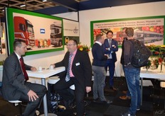 Aris van Daalen van Cargoboss en van Daalen transport in gesprek.