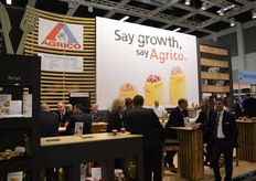 Agrico promootte de rassen Arizona en Ranomi.