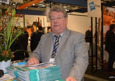 Frits Popma komt natuurlijk even langs.