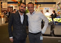 En nog even met de leverancier op de foto.. Peter de Jong en Ali Ugur BAZ.