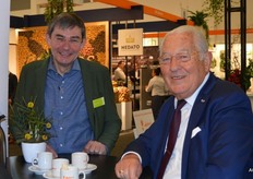 Onderonsje tussen Mark Verweij van Verdi en Jan van den Heuvel.