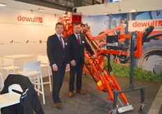 Een wortelrooier van DeWulf, Erwin de Wit en Christophe Vanderzielen gaven uitleg