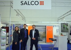 Frank en Loes Sijm en Jan Heddes van Salco bedrijfsdeuren