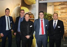 De Best Fresh Group heeft inmiddels bio-afdelingen in Spanje, Nederland en Duitsland: BioMontana, BioWorld en BioFrucht. Vlnr: Bas van Zeijl, Friso Sterk, Floris van Adrichem, Job van den Berg en Javier Chamorro.