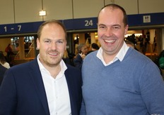 Matthijs Ahsman en Sam Gielen zijn inmiddels alweer bijna een jaar geleden gestart met FTE (Frutos Tropicales Europe) in Bleiswijk: http://www.agf.nl/artikel/168592/Met-de-focus-op-ons- overzees-assortiment-naar-een-breed-klantenpakket