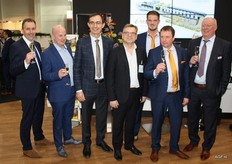 Het team van OTA vierde de leveringen van een optische sorteerlijn aan de Franse verpakker BCO