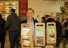 Len Boot van NNZ. Het verpakkingsbedrijf levert de pakketten op de foto aan Jumbo