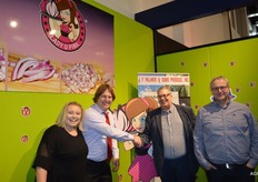 Rachellen steel Cerone, Carl van der Wiel, John Verboon en Hans Verboon.