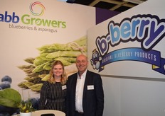 Anneloes Engels en Fred Douven van ABB Growers. De blauwe bessen specialist.