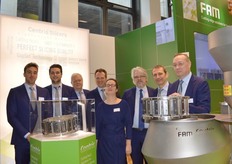 FAM toonde op de beurs haar innovatieve FAM Centris productgamma bestaande uit SureSlice en SureShred snijtechnologie, inclusief de gepatenteerde snijkoppen en schoepenwielen die passen op de meest gangbare centrifugale snijmachines, ook van andere fabrikanten. De FAM Centris 315-productlijn heeft 12 snijstations, de 400 serie heeft er 16. Op vraag van de klanten heeft FAM het gewicht van de snijkoppen gereduceerd. De nieuwe generatie snijkoppen is tussen de 10 en 15 kilo lichter dan de vorige! Arbo technisch een verantwoorde keus van FAM. Uitgebreide testen en feedback van klanten tonen aan dat de technologie leidt tot een hogere kwaliteit, minder verlies en grotere opbrengst.