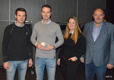 Jan en Maarten van Damme, Lindsay Vermeulen en Martin van Damme van Dacomex.