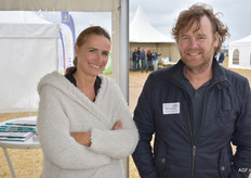 Linda Schokker en Carl van de Wiel van Agro Centre Holland