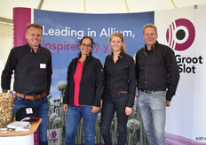 Het team van De Groot en Slot met Jaap Jonker, Brenda Schmidt, Lynette Verweel en Tom Langenberg