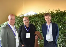 Ron Mulders (NFO), Harrij Schmeitz (Fruit Tech Campus) en Siep Koning (NFO)