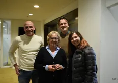 Een foto met een lach met vlnr: Pieter de Keijzer, Lia Bijnsdorp, Sander Dijkslag en Desirée Colomé