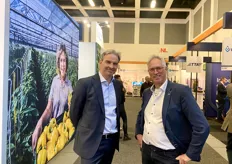 Jan Vernooij van AgroFresh en Gerard Pronk van Fruitbedrijf Pronk