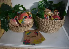 Speciale zakjes en stickers voor Frutaria mango's 