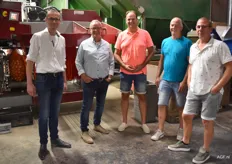 José en Dignus Boone, Nico Overduin, Marcel en Kees Tuns van uienhandel Tuns BV uit Oude Tonge.