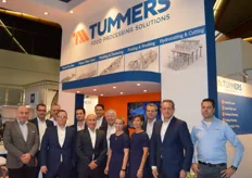 Tummers Food  Processing  Solutions verkoopt  en  produceert  een range  aan machines  voor de verwerking van AGF.