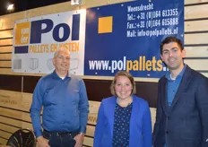 Marjolein van Put, Mario Verkuijl en Robert van der Pol. De specialist in aardappel- en uienkisten!