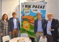 Wieze, Fons, Remy en Rik Tanghe van RTL Patat. Voor hen in de beurs een thuiswedstrijd, het bedrijf is gevestigd in de buurt van Kortrijk.