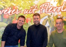Topkwekers uit Flevoland! (wel in de stand van J. Morren): Gerjan van Beek, Robert Elshof en Bart van de Wetering van Elshof Fruit.