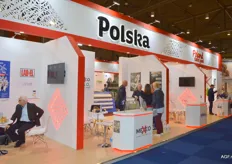 Een blik op de uitgebreide stand van 'Poland tastes good'. Poolse bedrijven zijn goed vertegenwoordigd.