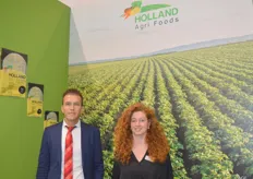 Holland Agri Food is exporteur van uien, aardappelen en peen uit eigen teelt. Exportbestemmingen zijn Afrika, Midden en Zuid Amerika. Paul van den Berg en Jacqueline Fokker.
