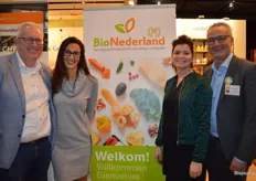 Namens BioNederland: Allard Bakker, Saliha Elhamdi, Natalie Oudenhoven en Jan Groen. 