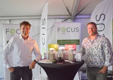 Maarten Klein en Barry Joosen van Focus Led: "Bij de aardbeienteelt 2 weken vooruitlopen met het gebruik van Focus Led."