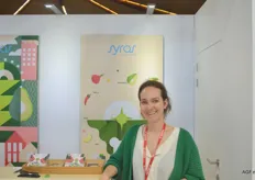 Stephanie Declercq van Syros. Syros specialiseert zich in de verwerking van avocado's en biedt bovendien meerdere dips aan op basis van verse groenten en fruit.