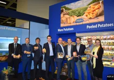 Schaap Holland team is trots op hun product. Hans Geling, André Adamse, Dirk Stellingwerf, Leon Haanstra, Jan de Craen, Alex van der Velden, Raimo van Gastel, Geeert Klaessen en Moniek Wisse. Pure Potato Pleasure!