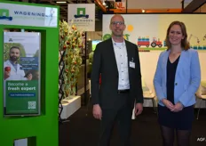 Eelke Westera en Eva Ketel van Wageningen UR. Ze lanceerden een website, speciaal met praktische informatie specifiek gericht op post harvest.
