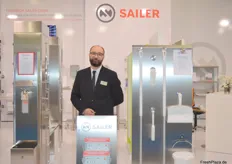 Heiko Zieler vertegenwoordigt het bedrijf Sailer: De onderneming levert hygiene-meubelen uit edelstaal, onder meer voor de voedselverwerkende industrie. 