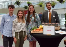 Vendy, bestaande uit Matthew Roosenburg, Tara Lotte, Julia Corporaal, Boyd Huibergtse, zijn bezig met het ontwikkelen van snack producten op basis van wortelpulp